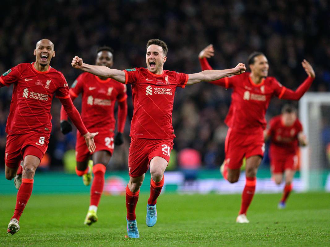 关于欧冠赛程吃紧,马德里竞技转会期回应争议,管理层满意,数据趋势出现新变化的信息 关于欧冠赛程吃紧,马德里竞技转会期回应争议,管理层满意,数据趋势出现新变化的信息