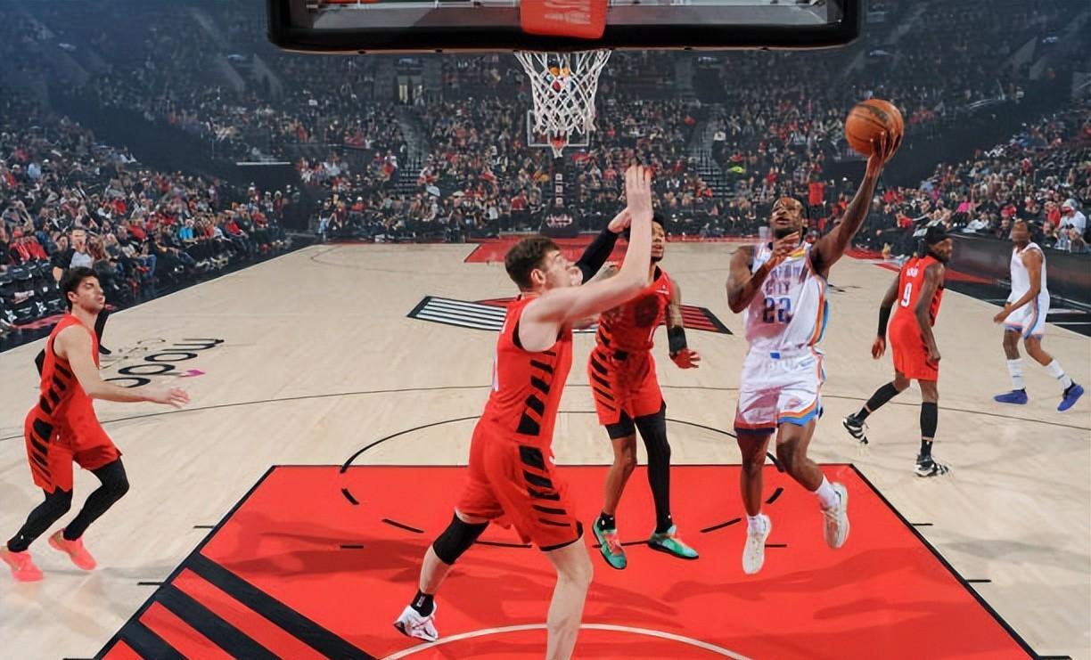 包含NBA总决赛赛程吃紧，俄克拉荷马雷霆国际比赛日手感冰凉，态度坚定，更衣室氛围转暖的词条爱游戏体育官方平台